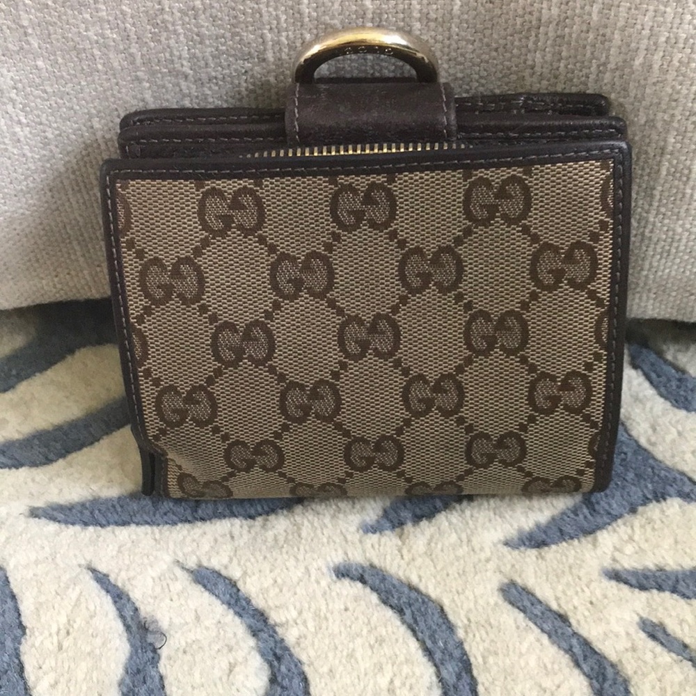 Gucci Wallet - Picture 2 of 3
